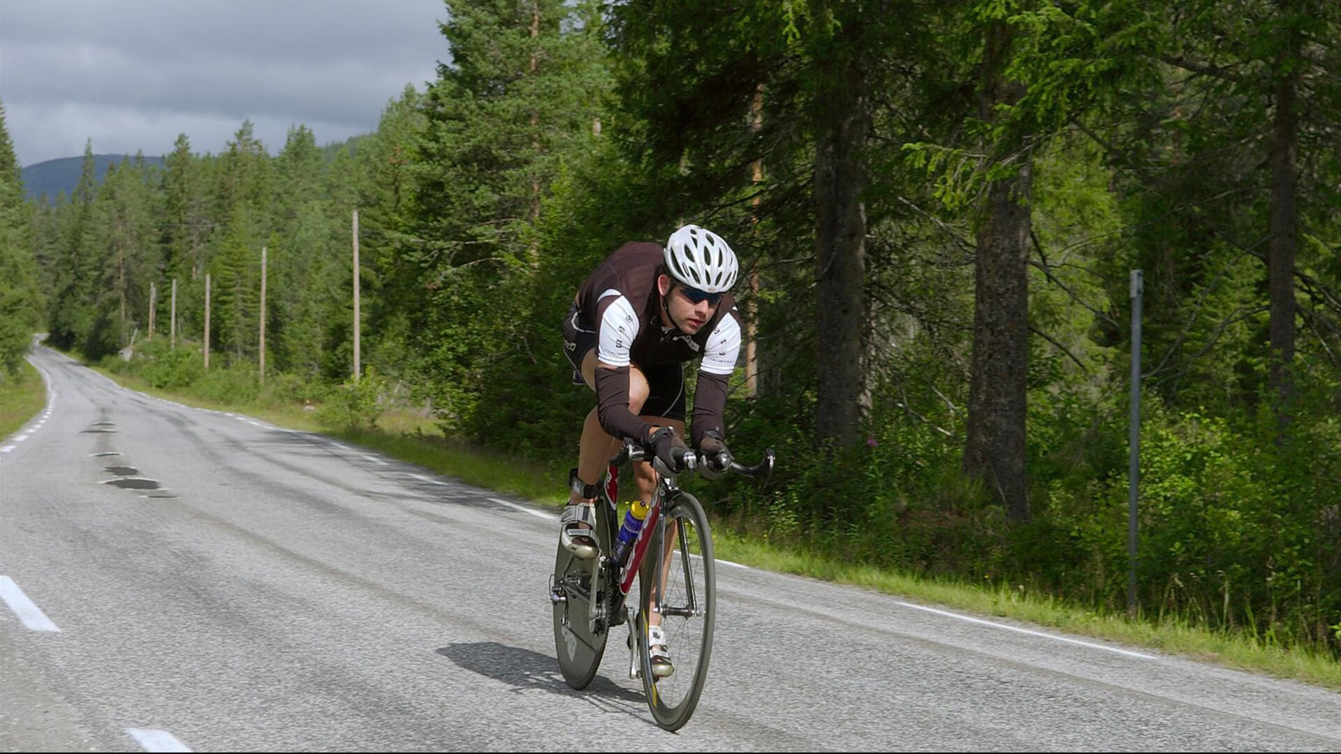 西班牙主教练战术高明,立陶宛队绝杀无望,比赛实力悬殊引人深思